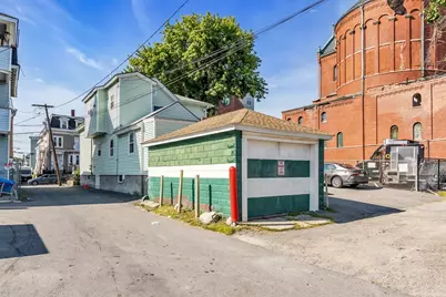 378 Haverhill St, Lawrence, MA 01840 - Photo 22