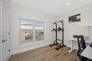 27 Ward St, Boston, MA 02127 - Photo 12