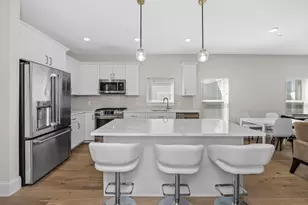 27 Ward St, Boston, MA 02127 - Photo 8