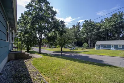 41 Rosedale Ave, Springfield, MA 01128 - Photo 32