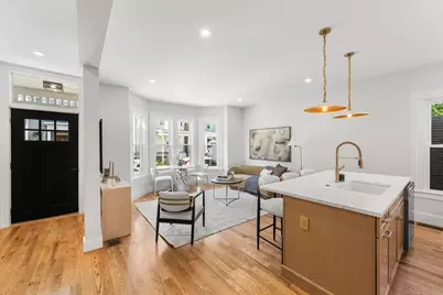 14 Harbor View St #1, Boston, MA 02125 - Photo 2