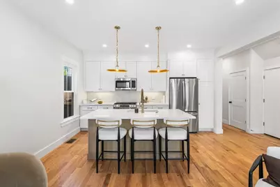 14 Harbor View St #1, Boston, MA 02125 - Photo 6