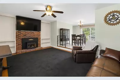748 Warren Ave, Swansea, MA 02777 - Photo 10