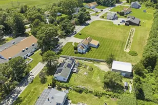 748 Warren Ave, Swansea, MA 02777 - Photo 20