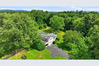 297 Montgomery Road, Westfield, MA 01085 - Photo 4