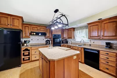 297 Montgomery Road, Westfield, MA 01085 - Photo 12