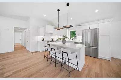 219 Hunting Rd, Needham, MA 02494 - Photo 2