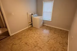 238 Water St, Leominster, MA 01453 - Photo 8