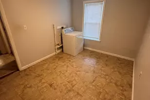 238 Water St, Leominster, MA 01453 - Photo 8