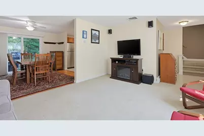 28 Heritage Path, Millis, MA 02054 - Photo 6