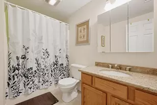 28 Heritage Path, Millis, MA 02054 - Photo 12