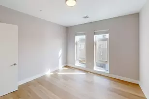 250 Cente, Boston, MA 02119 - Photo 8