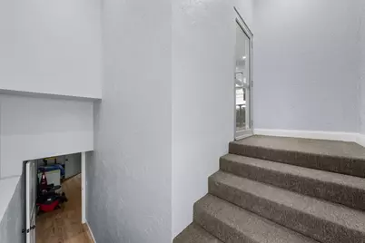 289 Acushnet Ave, New Bedford, MA 02740 - Photo 32