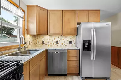 71 Dayton St., Chicopee, MA 01013 - Photo 6
