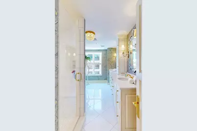 300 Boylston St #601, Boston, MA 02116 - Photo 18