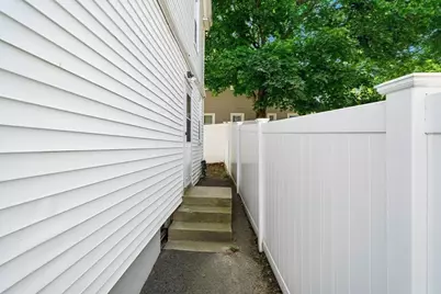 52 Mason St, Salem, MA 01970 - Photo 28