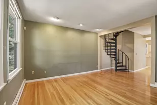 127 Kilsyth Rd, Boston, MA 02135 - Photo 2