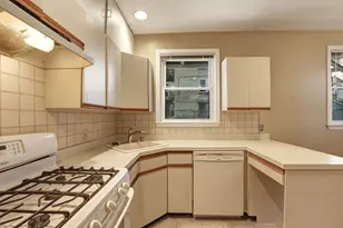 127 Kilsyth Rd, Boston, MA 02135 - Photo 8