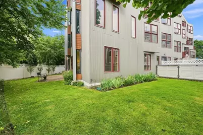 24 Bay State Rd #4, Cambridge, MA 02138 - Photo 36