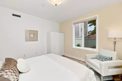 24 Bay State Rd #4, Cambridge, MA 02138 - Photo 20