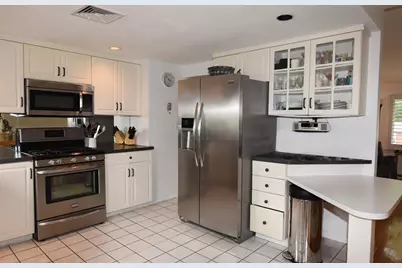 37 Thornton Ave, Brockton, MA 02301 - Photo 8