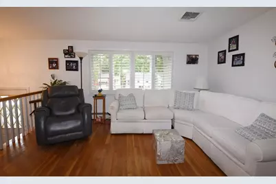 37 Thornton Ave, Brockton, MA 02301 - Photo 14
