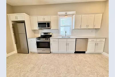 21 Macarthur St. #3, Somerville, MA 02145 - Photo 4