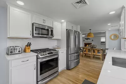 124 Pleasant Street, Chatham, MA 02659 - Photo 16