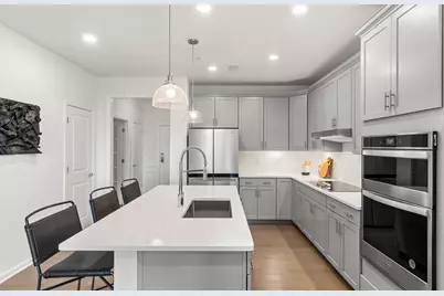 7 Green Street #1212, Shrewsbury, MA 01545 - Photo 4