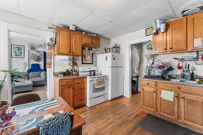 13-15 Cass St, Springfield, MA 01104 - Photo 16
