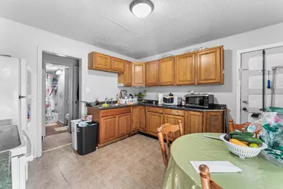 13-15 Cass St, Springfield, MA 01104 - Photo 4