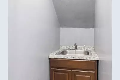 132 Huntington St, Brockton, MA 02301 - Photo 32