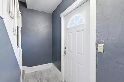132 Huntington St, Brockton, MA 02301 - Photo 4