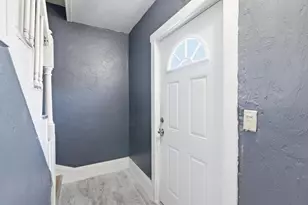 132 Huntington St, Brockton, MA 02301 - Photo 4