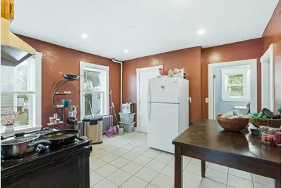 132 Huntington St, Brockton, MA 02301 - Photo 12