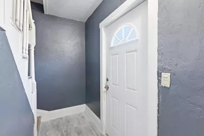 132 Huntington St, Brockton, MA 02301 - Photo 4