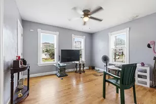 132 Huntington St, Brockton, MA 02301 - Photo 6