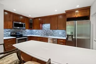 142 Commercial St, Boston, MA 02109 - Photo 8