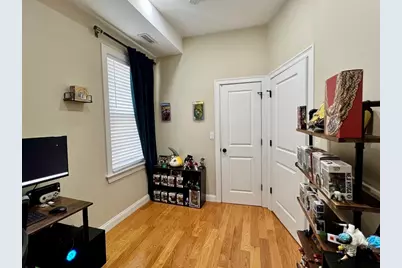 3 Howard Pl #C, Boston, MA 02125 - Photo 10