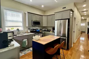 3 Howard Pl, Boston, MA 02125 - Photo 4