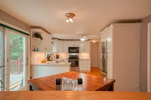 7 Magnolia Dr, Ayer, MA 01432 - Photo 8