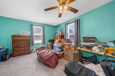 4 Fairview Ave, Amesbury, MA 01913 - Photo 22