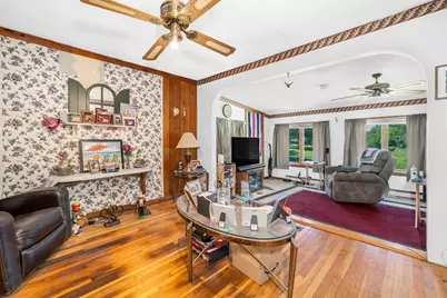 4 Fairview Ave, Amesbury, MA 01913 - Photo 18