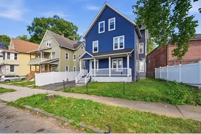 15 Warriner Ave, Springfield, MA 01108 - Photo 2