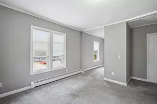 15 Warriner Ave, Springfield, MA 01108 - Photo 12
