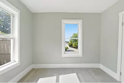 2 Ely St, Worcester, MA 01610 - Photo 12