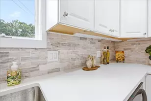 29 Wentworth Ave, Stoughton, MA 02072 - Photo 16