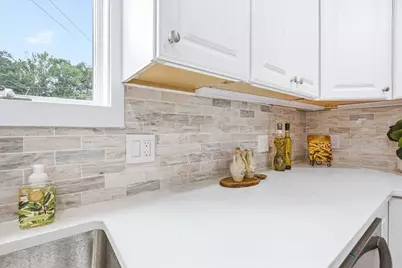 29 Wentworth Ave, Stoughton, MA 02072 - Photo 16