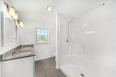 34 Pratt Ave, Bridgewater, MA 02324 - Photo 12
