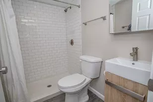 28 Cooper St, Boston, MA 02113 - Photo 6